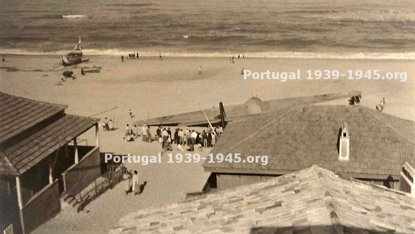 Outra imagem do Horsa LH122 a ser retirado da praia de Vieira de Leiria <br /> <span style="font-size: x-small">(Foto: Autor desconhecido/C. de Modelismo da Região de Leiria)</span>